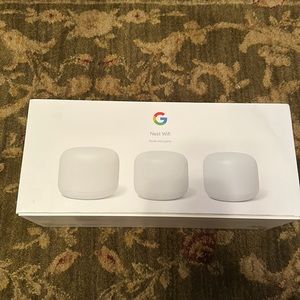 Google Nest Wifi- Router and 2 points